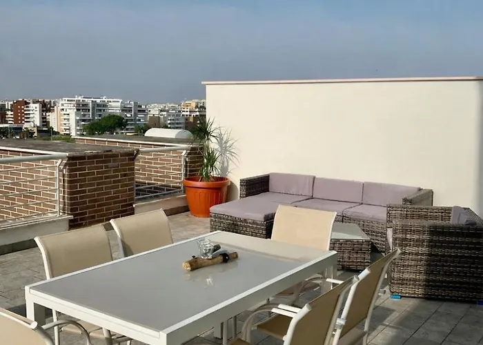Apartament Superattico Terrazza Grande Bbq Wifi Veloce *