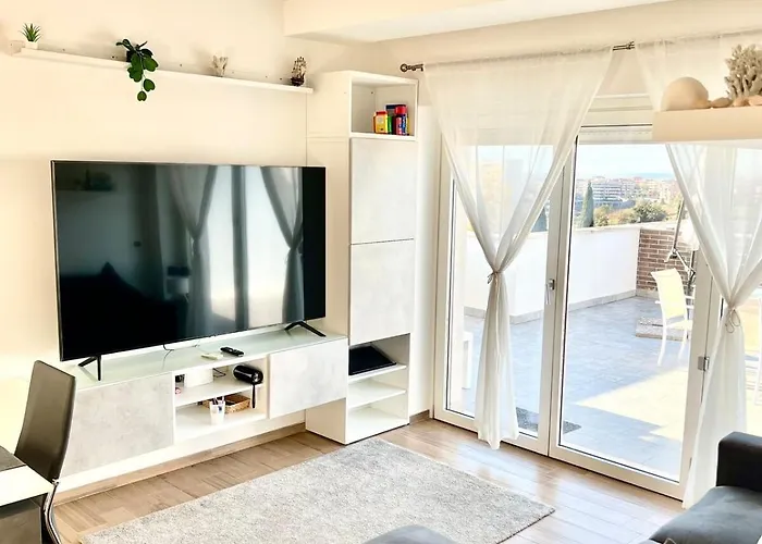 Superattico Terrazza Grande Bbq Wifi Veloce Apartment
